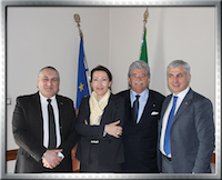 Con l'Ambasciatrice della Romania Dana Costantinescu e Antonio Razzi (Senatore)